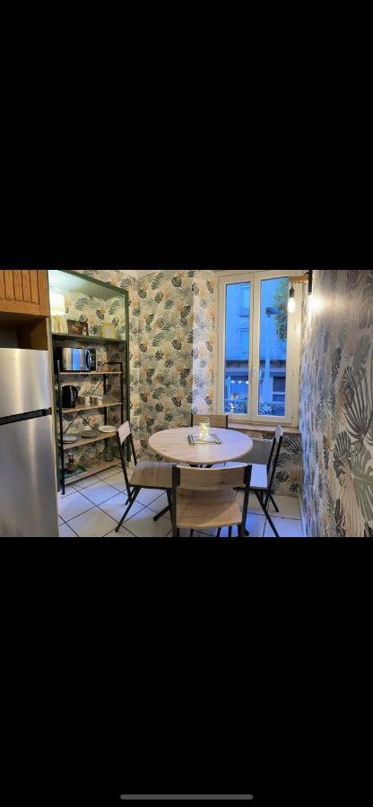 Ferienwohnung T2 Plein Centre Au 1Er Etage Avec Parking Prive Millau Exterior foto