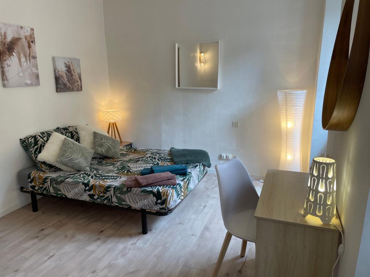 Ferienwohnung T2 Plein Centre Au 1Er Etage Avec Parking Prive Millau Exterior foto